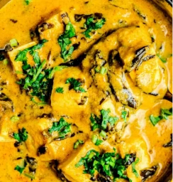 CHICKEN CURRY